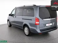 Gebraucht Mercedes V220 Sport 163 PS (119 kW) 2017 Flintgrau Van / Kleinbus