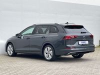 Gebraucht VW Golf VIII Style 150 PS (110 kW) 2024 Delfingrau metallic Kombi