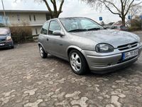 Second-hand Opel Corsa 70 CP (51 kW) 1995 Argintiu Hatchback