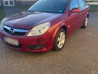 Second-hand Opel Vectra 155 CP (114 kW) 2006 Roșu Berlinǎ