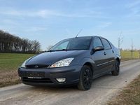 Gebraucht Ford Focus Ghia 101 PS (74 kW) 2002 Grau Limousine