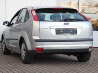 Gebraucht Ford Focus Fun X 101 PS (74 kW) 2007 Silber Limousine