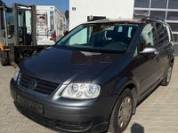 Gebraucht VW Touran Trendline 140 PS (102 kW) 2005 Grau Van / Kleinbus