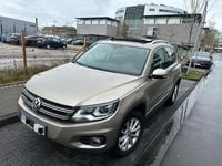 Gebraucht VW Tiguan Style 160 PS (117 kW) 2012 Titanium beige metallic SUV