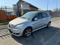 Gebraucht Mercedes B170 116 PS (85 kW) 2008 Silber Van / Kleinbus