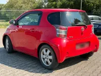 Gebraucht Toyota iQ 68 PS (50 kW) 2009 Rot Kleinwagen