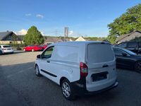 Gebraucht Ford Transit 101 PS (74 kW) 2020 Weiß Van / Kleinbus