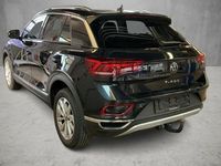 Gebraucht VW T-Roc Style 150 PS (110 kW) 2023 Deep black perleffekt SUV