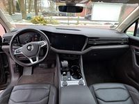 Gebraucht VW Touareg 286 PS (210 kW) 2020 Grau SUV