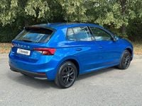 Neu Skoda 105 95 PS (69 kW) 2026 Blau Limousine