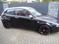 gebraucht Alfa Romeo 147 1.9 JTDM 16V Quadrifoglio 150PS Tüv abgelaufen