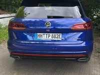 Gebraucht VW Touareg R 462 PS (339 kW) 2021 Blau SUV