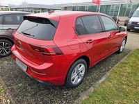 Gebraucht VW Golf VIII Life 116 PS (85 kW) 2025 Rot Limousine