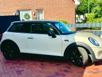 Gebraucht Mini Cooper 136 PS (100 kW) 2017 Weiß Kleinwagen