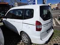 Gebraucht Ford Tourneo Courier S 101 PS (74 kW) 2016 Weiß Van / Kleinbus