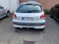 Gebraucht Peugeot 206+ 55 PS (40 kW) 2009 Silber Kleinwagen