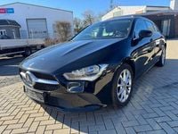 Gebraucht Mercedes CLA200 Shooting Brake 150 PS (110 kW) 2021 Schwarz Kombi