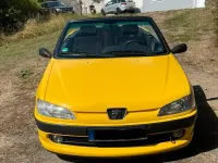 Gebraucht Peugeot 306 Cabriolet 89 PS (65 kW) 1999 Gelb Cabrio