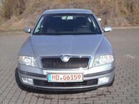 Gebraucht Skoda Octavia Team Edition 102 PS (75 kW) 2008 Brilliant silber mettalic Limousine