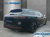 Gebraucht VW Passat R-line 193 PS (141 kW) 2025 Grenadillschwarz metallic Kombi