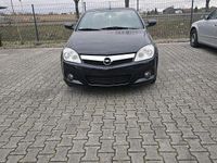 Gebraucht Opel Tigra 90 PS (66 kW) 2009 Schwarz Cabrio