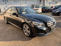 Gebraucht Mercedes E220 Avantgarde 170 PS (125 kW) 2013 Schwarz Limousine