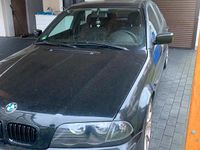 Gebraucht BMW 320 136 PS (100 kW) 2001 Schwarz Limousine