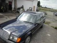 Gebraucht Mercedes 230 136 PS (100 kW) 1988 Blau Kombi