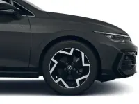Neu VW Golf VIII R-line 150 PS (110 kW) 2026 Grau Limousine