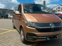 Gebraucht VW Multivan 150 PS (110 kW) 2020 Braun Van / Kleinbus