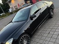 Gebraucht Mercedes E300 231 PS (169 kW) 2012 Schwarz Limousine