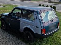 Gebraucht Lada niva 80 PS (58 kW) 2009 Grün SUV