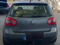 Second-hand VW Golf V 80 CP (58 kW) 2007 Gri Berlinǎ