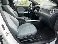 Gebraucht Mercedes EQA300 Advanced 167 kW (228 PS) 2024 Weiss / polarweiß SUV