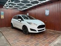 Gebraucht Ford Fiesta 95 PS (69 kW) 2016 Weiß Limousine