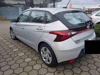 Gebraucht Hyundai i20 101 PS (74 kW) 2021 Silber Kleinwagen