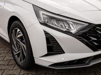 Gebraucht Hyundai i20 Trend 74 PS (54 kW) 2025 Atlas white Kleinwagen