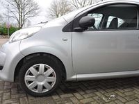 Gebraucht Citroën C1 Advance 68 PS (50 kW) 2012 Silber Kleinwagen