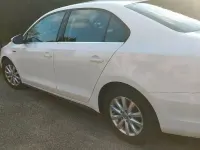 Gebraucht VW Jetta 150 PS (110 kW) 2013 Weiß Limousine