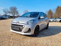 Gebraucht Hyundai i10 YES! 67 PS (49 kW) 2018 Silber Kleinwagen