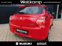Gebraucht Suzuki Swift Club 83 PS (61 kW) 2023 Rot Kleinwagen