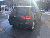 Gebraucht VW Golf VII LOUNGE 110 PS (80 kW) 2016 Schwarz Limousine