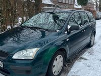 Gebraucht Ford Focus 101 PS (74 kW) 2004 Grün Kleinwagen