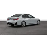 Gebraucht BMW 330e 292 PS (214 kW) 2025 Grau Limousine