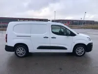 Gebraucht Citroën Berlingo 131 PS (96 kW) 2019 Weiß Van / Kleinbus