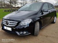 gebraucht Mercedes B180 BlueEFFICIENCY +Assist+NAVI+SHZ+Steuerkette NEU!!