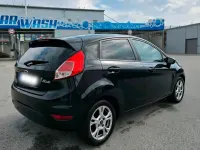 Gebraucht Ford Fiesta 101 PS (74 kW) 2013 Schwarz Limousine