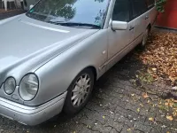 Gebraucht Mercedes E430 270 PS (198 kW) 1997 Silber Kombi