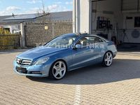 Gebraucht Mercedes E250 204 PS (150 kW) 2012 Blau Coupé