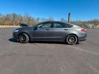 Gebraucht Ford Mondeo Titanium 160 PS (117 kW) 2016 Grau Limousine